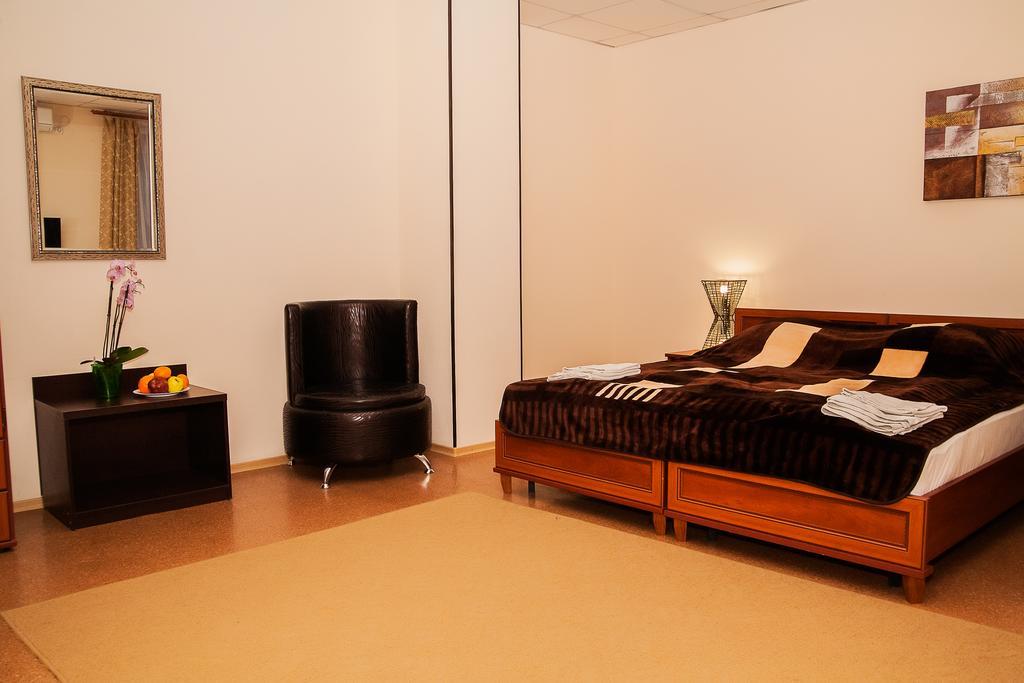 Gubernia Hotel Kharkiv Eksteriør billede
