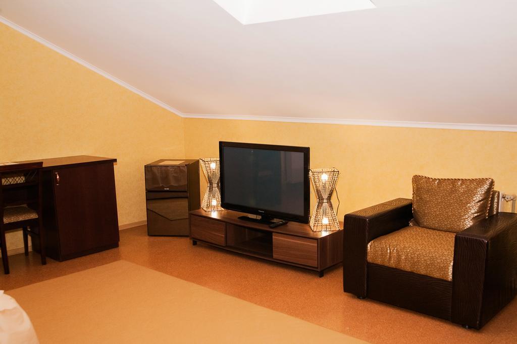 Gubernia Hotel Kharkiv Eksteriør billede
