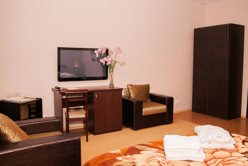 Gubernia Hotel Kharkiv Eksteriør billede